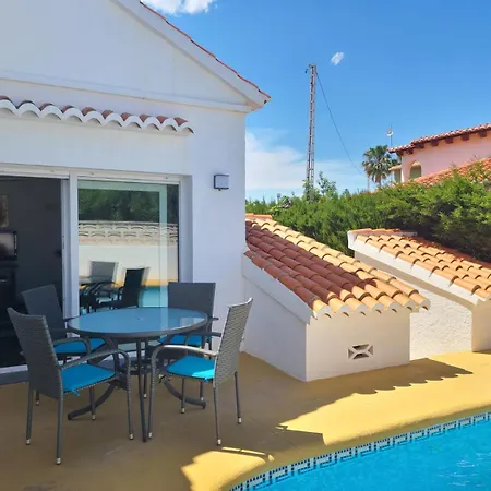 Almar Villa *